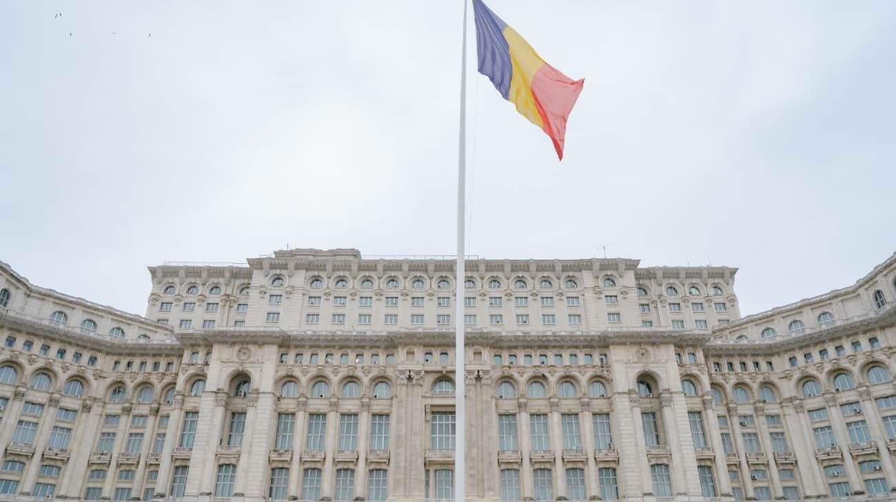 🇷🇴 ✈️ 💥 🇷🇺 🤖  