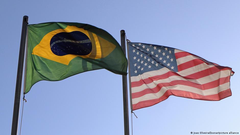🇧🇷 🚫✈️ 🐘👨💼 ⏳🗳️  